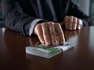 Средний размер взятки в России