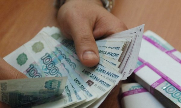 На что мы готовы пойти ради большой зарплаты?