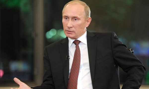 Путин в Вологде обсудит ситуацию в легкой промышленности